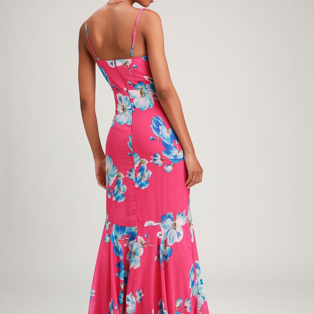 NWT Lulu’s  Wandering Wendy Dress Floral  Size L